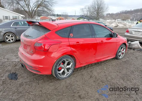 2014 Ford Focus St z USA, uszkodzony, nr VIN 1FADP3L93EL329974